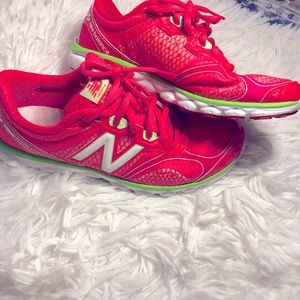 Womens New Balance 690v2  PINK& LIME GREEN Running Trail Shoes W690DG2 Size 8